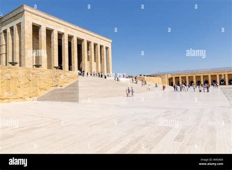 ANKARA Türkei 29 Juli 2019 Touristen das Atatürk Mausoleum