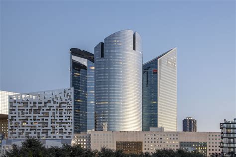 Tours Chassagne Alicante La Défense Arthur Weidmann Flickr