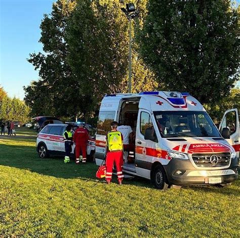 Reggio Emilia Bambino Cade Da Una Giostrina Trauma Cranico