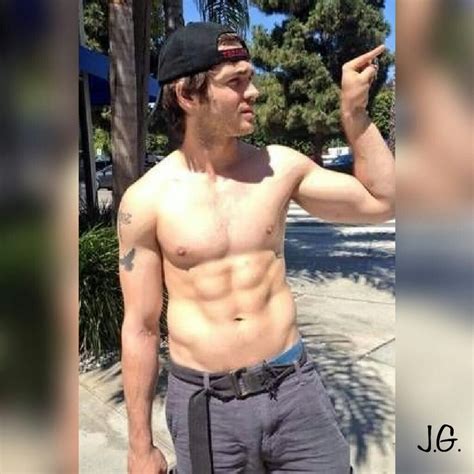 Steven R McQueen WB Shirtless Wet Nude Hot Sexy