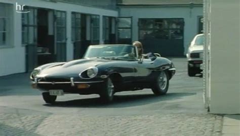 Imcdb Org Jaguar Xk E Roadster Series Ii In Der Fahnder