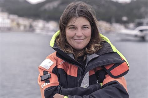 Aina Bauzá Navegando hacia el éxito en la vela una travesía de