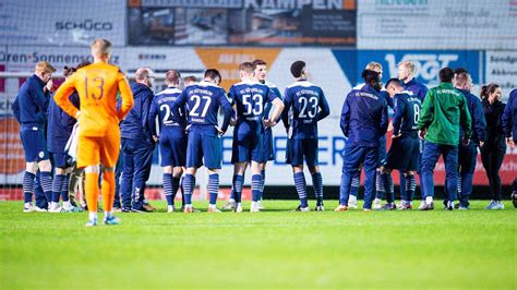 G Tersloh Und Duisburg Er Ffnen Neue Regionalliga Saison Fu Ball