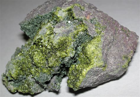 Epidote Lined Vug In Basalt Portage Lake Volcanic Series Flickr