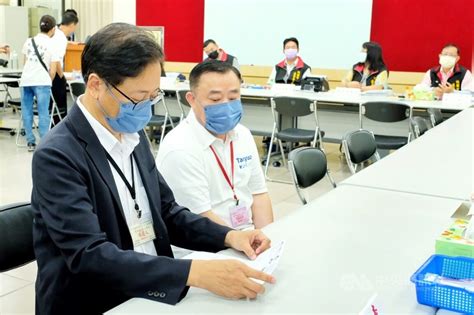 登記參選展現團結 張善政：將提告鄭文燦與鄭運鵬 政治 中央社 Cna