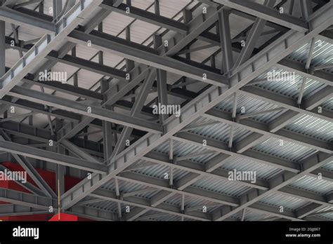 Large Steel Frame Ceiling In A Modern Construction Site Stock Photo Alamy