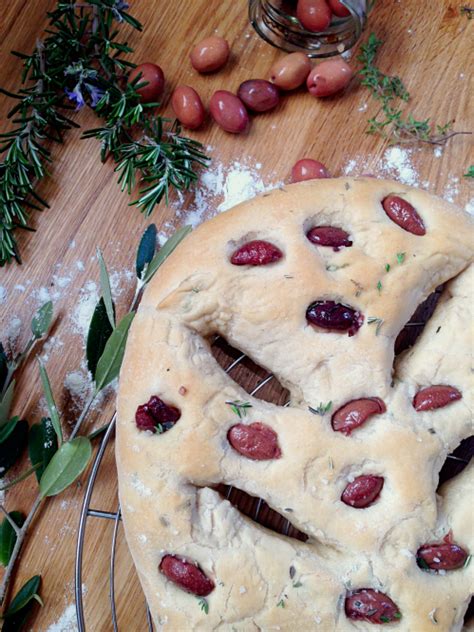 Fougasse Aux Olives Thym Et Romarin Vegan Green Cuisine