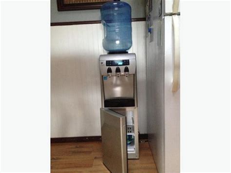 Ge Water Cooler With Mini Fridge Courtenay Courtenay Comox