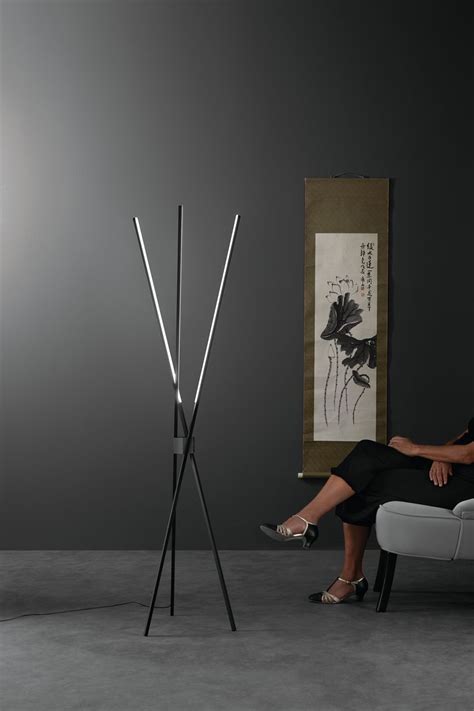 SHANGHAI Floor Lamp LED Aluminium Floor Lamp By Fan Europe Lighting