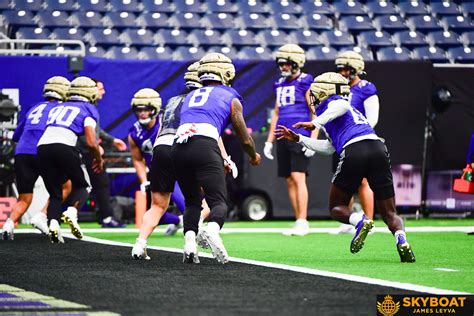 Washington Huskies 2024 Cfp National Championship Saturday Practice