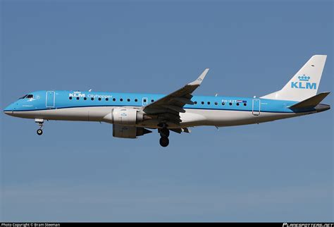 Ph Ezt Klm Cityhopper Embraer Erj Std Erj Photo By Bram