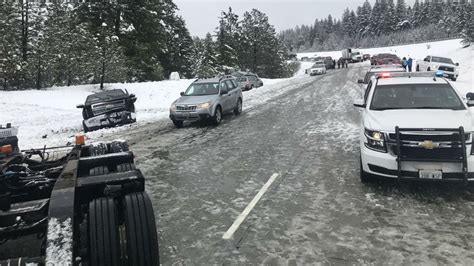 Photos Westbound I 90 At Ellensburg Back Open After 16 Vehicle