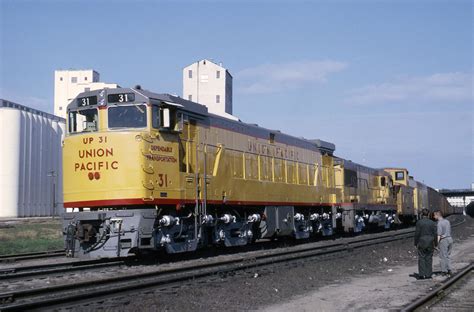 4 12 2 Union Pacific Locomotives Artofit