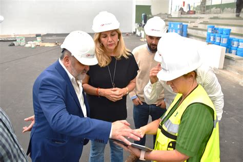 La obra del polideportivo de La Esperanza finalizará el próximo mes de