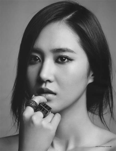 Yuri Bazaar Magazine Kwon Yuri Photo 31436864 Fanpop