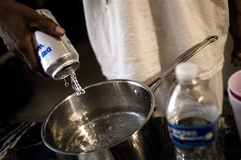 Photographing Flint S Water Crisis From The Inside Time