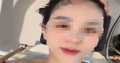 Đi gội đầu hot girl khoe hình ảnh khiến người xem không thể rời mắt