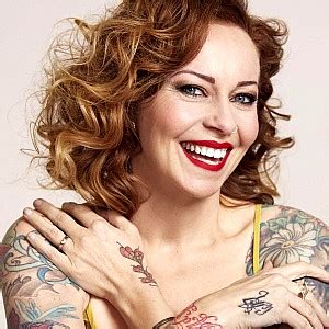 Anneke Van Giersbergen Free Pics Galleries More At Babepedia