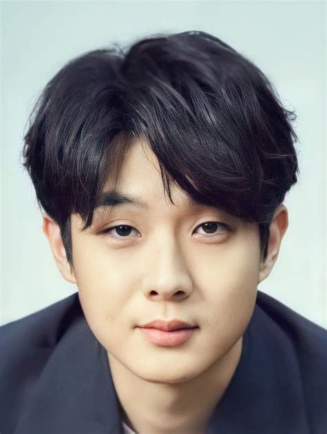 Choi Woo Shik Is A Korean Canadian Actor Choi Pursued Acting Full Time