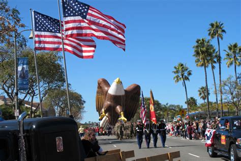 Helium Parade Balloon 45' Eagle