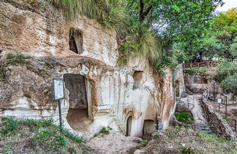 Grotte Di Zungri La Citt Di Pietra Della Calabria