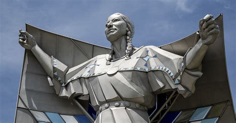 Dignity Statue: 50 ft Sculpture Pays Tribute to Native American Women ...