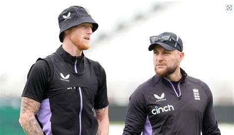 Brendon Mccullum Wants Show Of Support For Hurting England Skipper