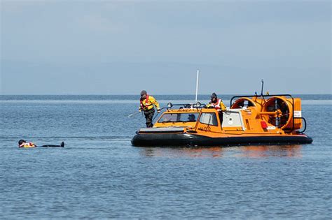 H 002 106 First Operational Rnli Hovercraft Griffon 470 S Flickr