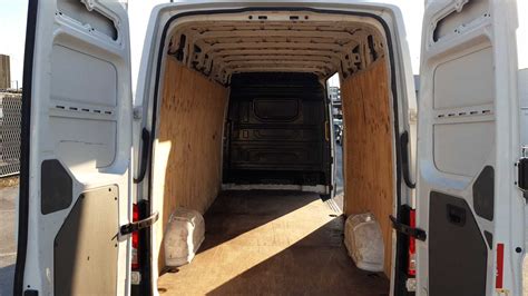 NEOSTAR VW Crafter Furgon 35 2 0 TDI L4H3