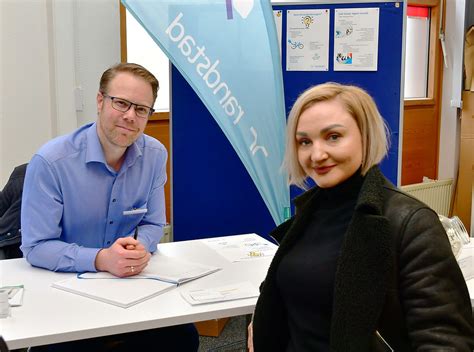 Jobmesse In Celle Bringt Arbeitsuchende Und Arbeitgeber Zusammen