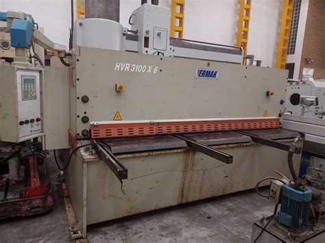 Guilhotina Hidraulica Cnc Ermak Hvr X Operatrix