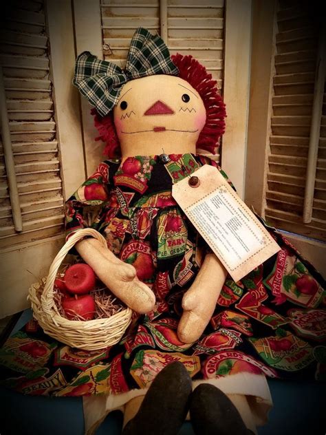 Primitive Raggedy Ann Doll W Basket Of Apples Annie Raggedy