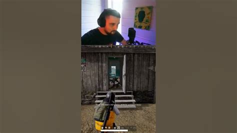 По двери со снайпы #playerunknownsbattlegrounds #pubg #пабг #пубг # ...