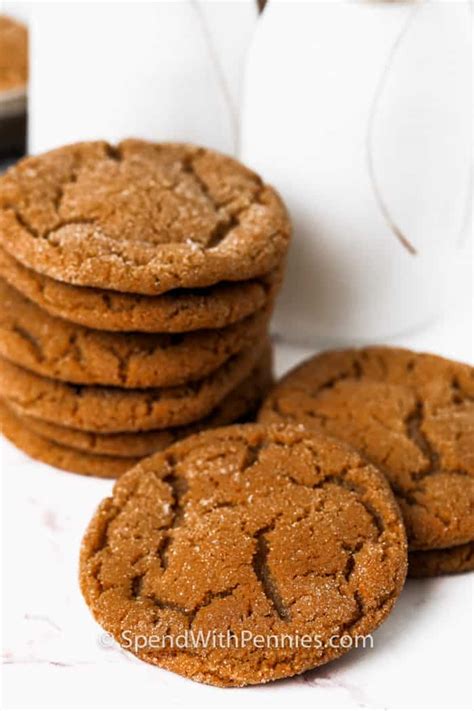 Chewy Molasses Cookies