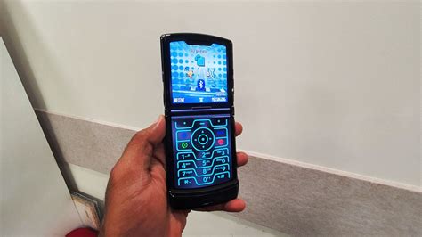 Moto Razr 2020 First Impressions Review: Specifications, Price ...