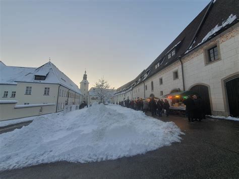 Viel Schnee Am 1 Advent Abtei Michaelbeuern