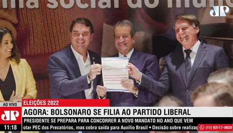 Após dois anos sem partido Bolsonaro se filia ao PL juntamente o