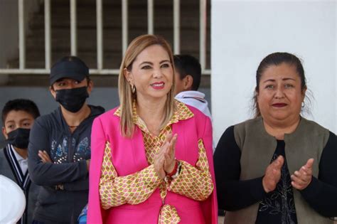 Paola Angón entrega mejoras en escuelas de San Pedro Cholula Contundente