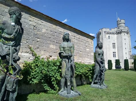 Le Donjon Et La Chapelle De Vez Oise Chambre D H Tes Beauvais