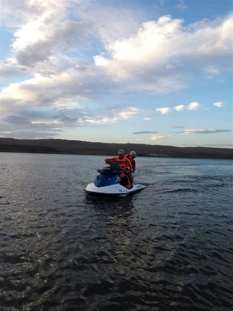 Rio Negro Asistimos A Dos Kayakistas En Emergencia Argentina Gob Ar