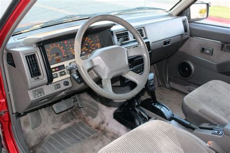 30 Year Old Gem 1988 Nissan Pathfinder 44 Barn Finds