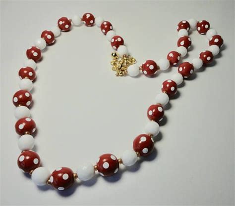 Vintage Joan Rivers Red And White Polka Dots Lucite Beads Necklace