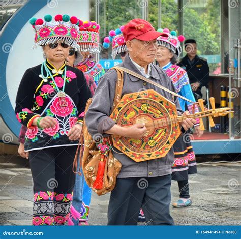 Chinese Ethnic Minorities In Kunming Yunnan China Editorial Stock Image Image Of Ancient