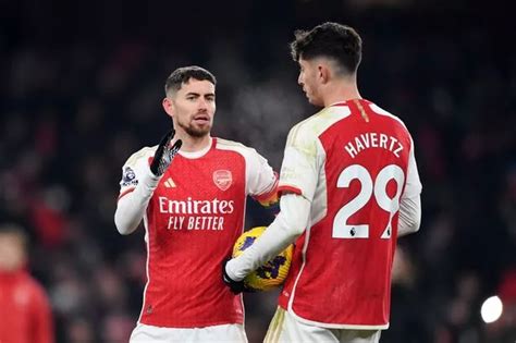 Kai Havertz limps away from Liverpool battle as Arsenal fight for title ambition at some cost ...