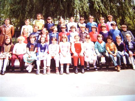 Photo De Classe Cm1 De 1981 Ecole Jean Rostand Copains Davant