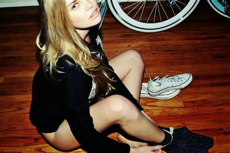 Naked Kayslee Collins Added By Thehawk