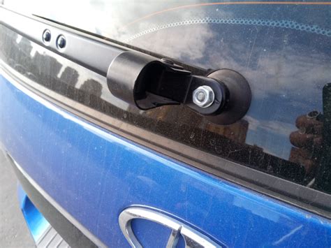 Убираем косяк заднего дворника — Lada Kalina Cross, 1,6 л, 2017 года ...