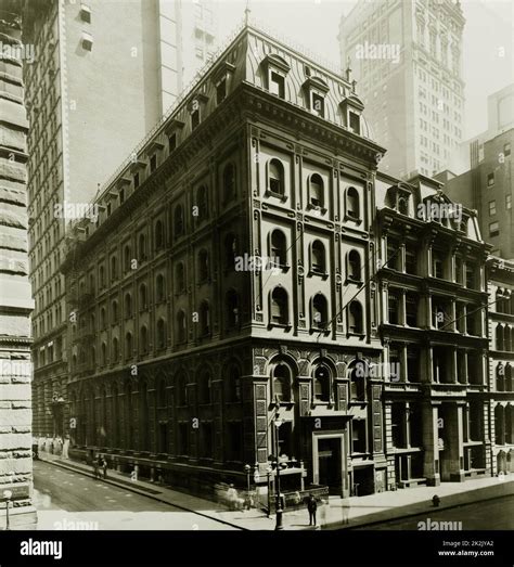 Banks bank finance wall street 1920s new york skyscraper architecture ...