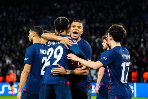 PSG Real Sociedad Les notes des Parisiens Dembélé régale Mbappé et