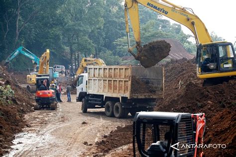 Ksad Jenazah Korban Gempa Ditemukan Di Longsoran Jalur Cianjur